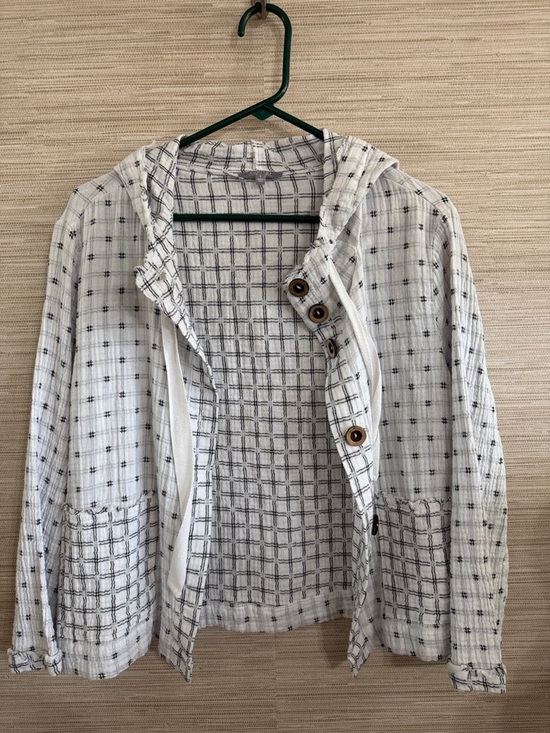 Habitat Jackets & Blazers - Habitat Women’s White Patterned Hooded Jacket Light weight size Small